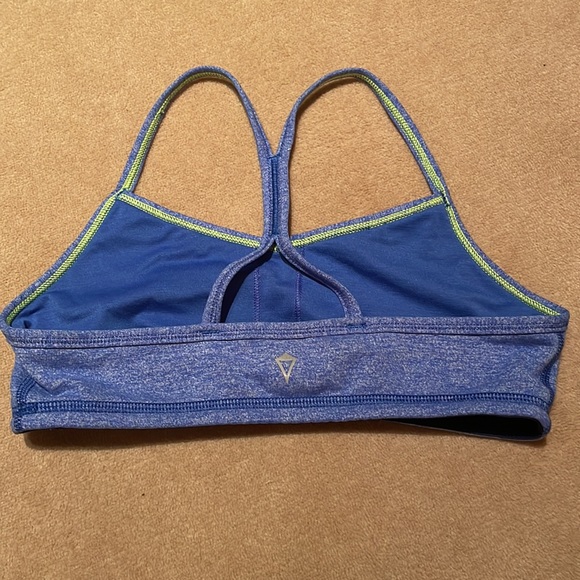 Ivivva sports bra - Picture 2 of 5